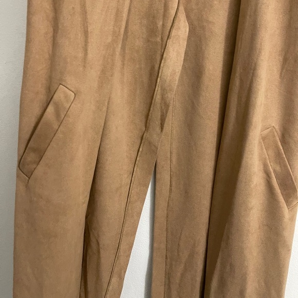 Cognac Suede Kimono - Picture 4 of 6